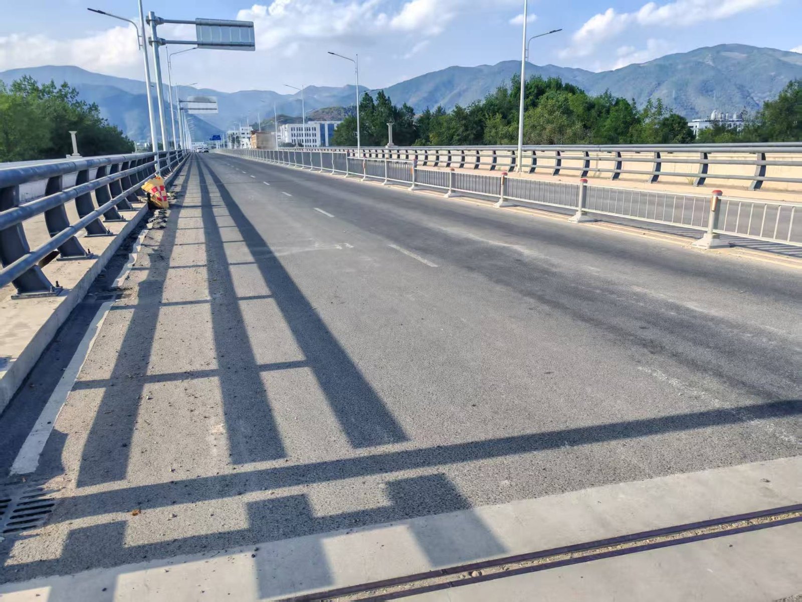 景观桥梁护栏 图 2